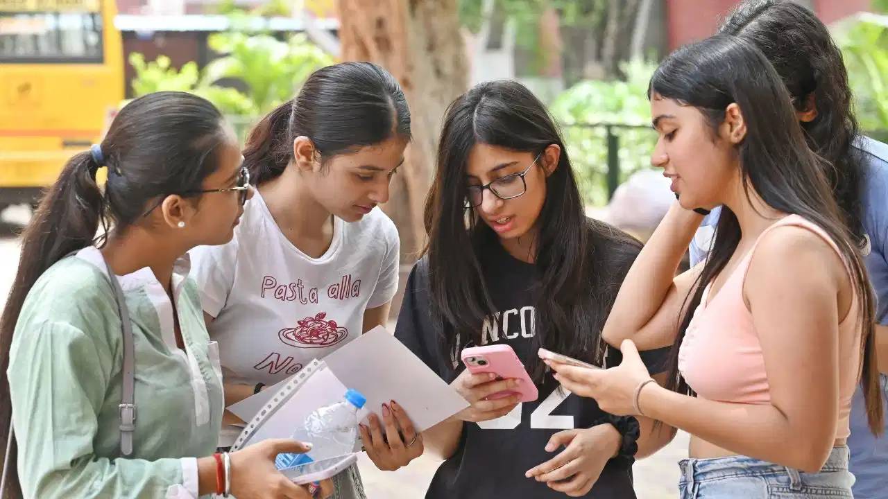 NEET-PG 2026 Result OUT: इंतजार हुआ खत्म...NEET-PG 2026 रिजल्ट जारी,  natboard.edu.in पर चेक करें स्कोरकार्ड