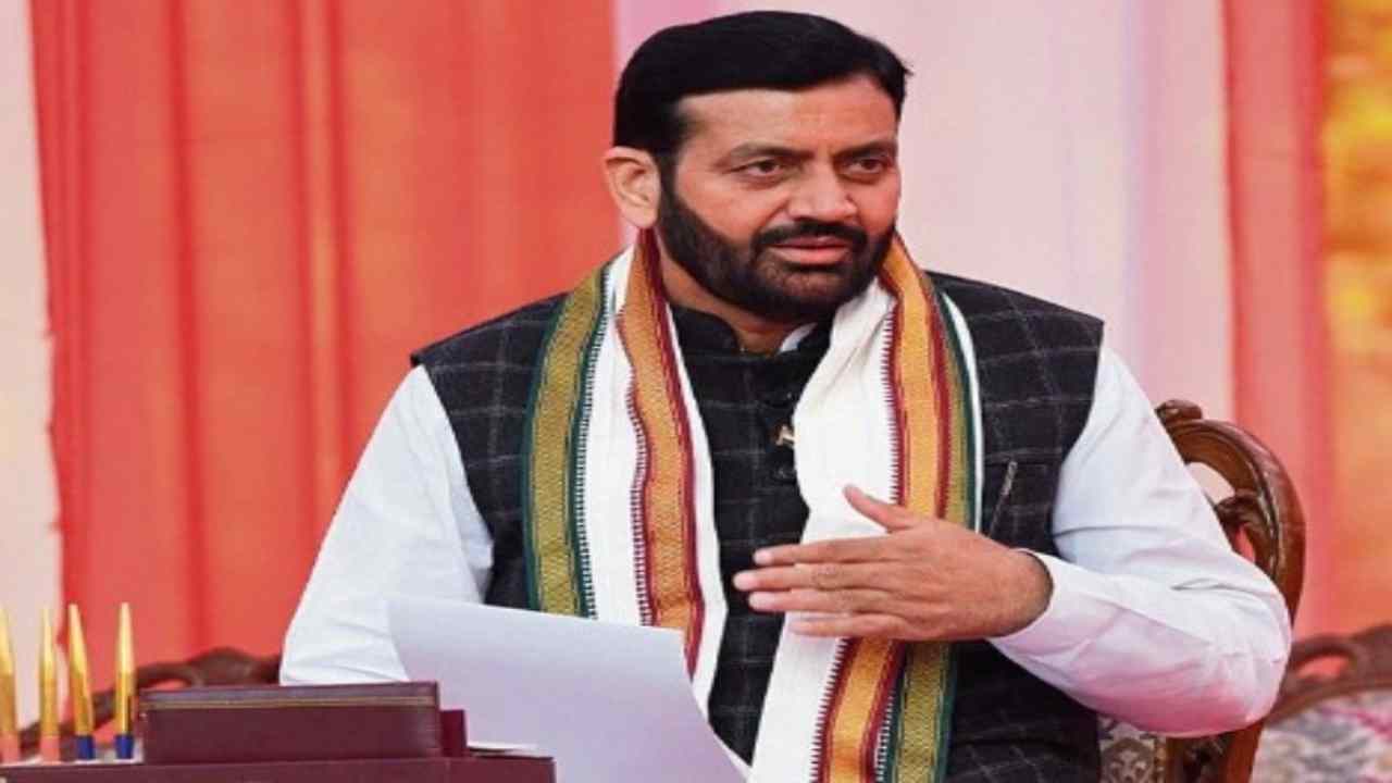 Haryana News: बिजली काटने वाले बिल्डरों की खैर नहीं! मुख्यमंत्री ने दिए कड़ी कार्रवाई के आदेश