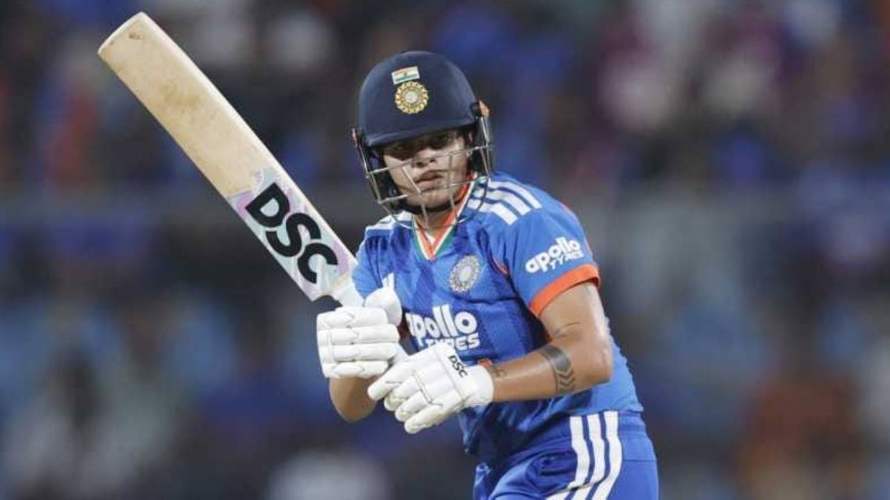 शेफाली वर्मा पर ICC का एक्शन, जिम्बाब्वे के खिलाफ कैच छूटने पर आपा खोना पड़ा भारी, मिला डिमेरिट पॉइंट