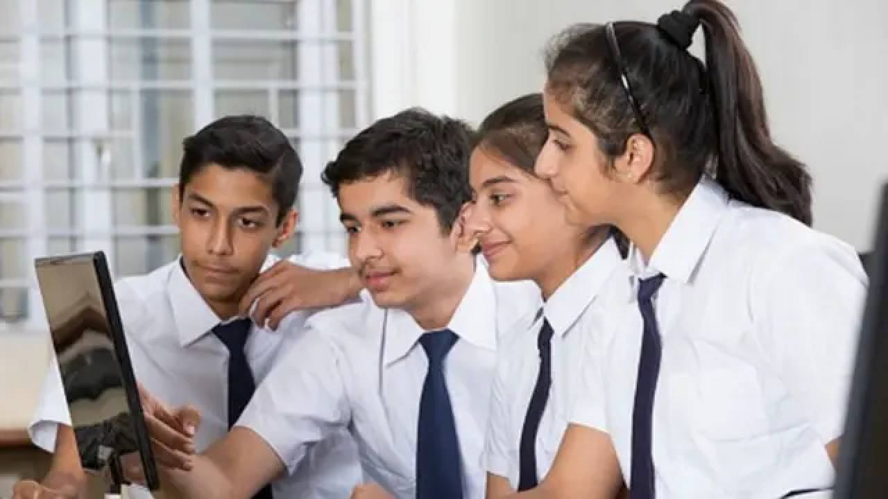 CLAT 2027 Admission: लॉ की तैयारी करने वालों के पास बचा आखिरी मौका, आज रात 11:59 बजे बंद होंगे आवेदन; ऐसे करें अप्लाई