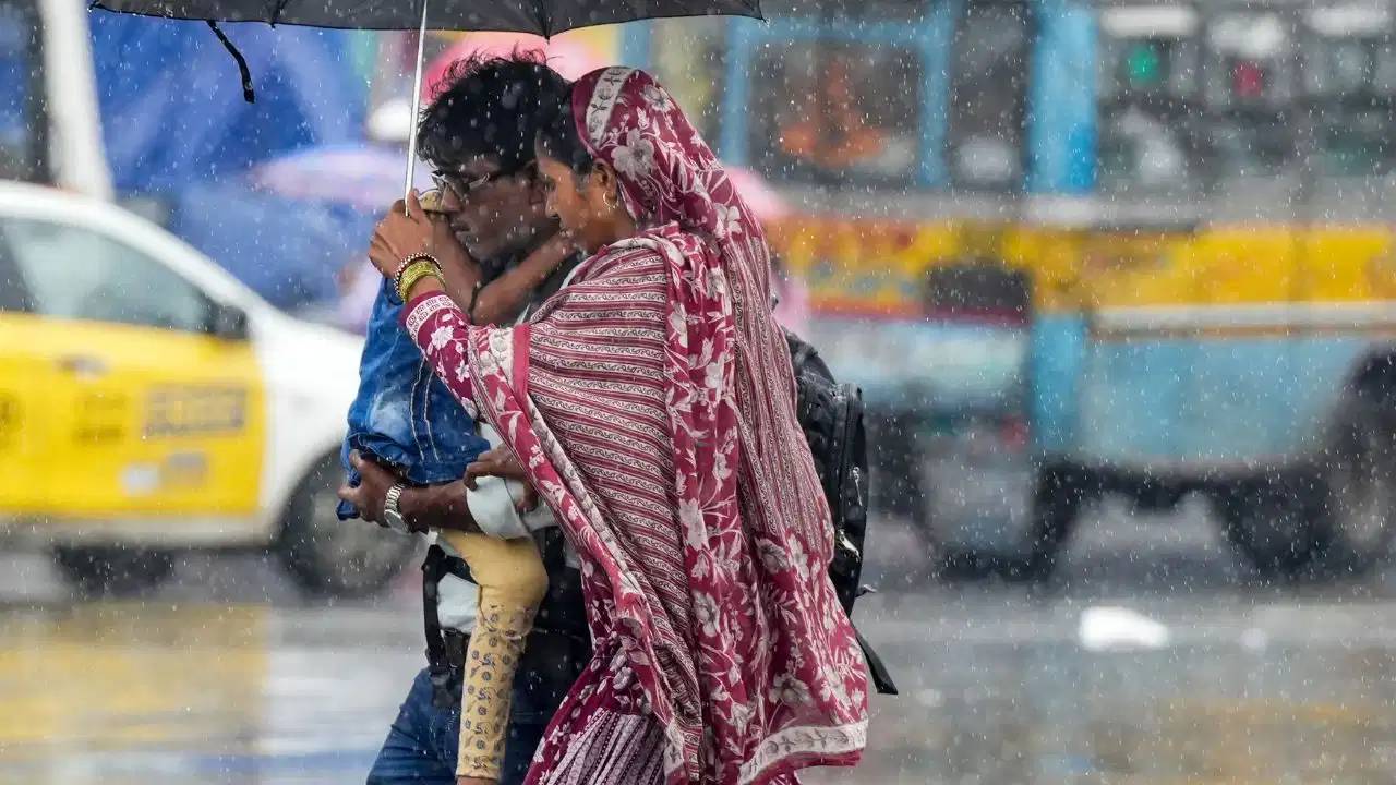 Kal Ka Mausam 13 September 2026: 25 राज्यों में मूसलाधार बारिश का अलर्ट, दिल्ली-एनसीआर में कैसा रहेगा मौसम