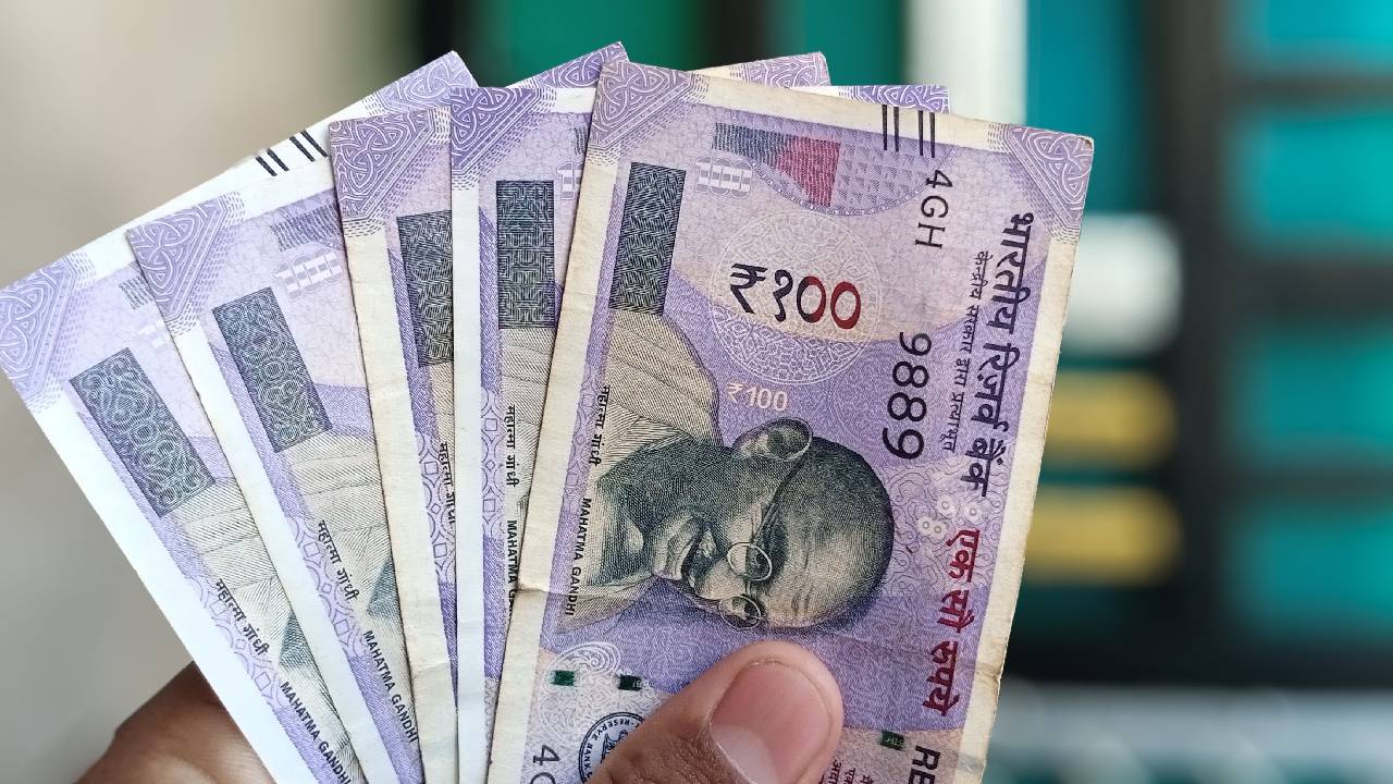 ₹18 हजार की नौकरी से 50 लाख के पैकेज तक, 26 साल के अर्जुन ने 3 साल में बनाई 75 लाख की संपत्ति