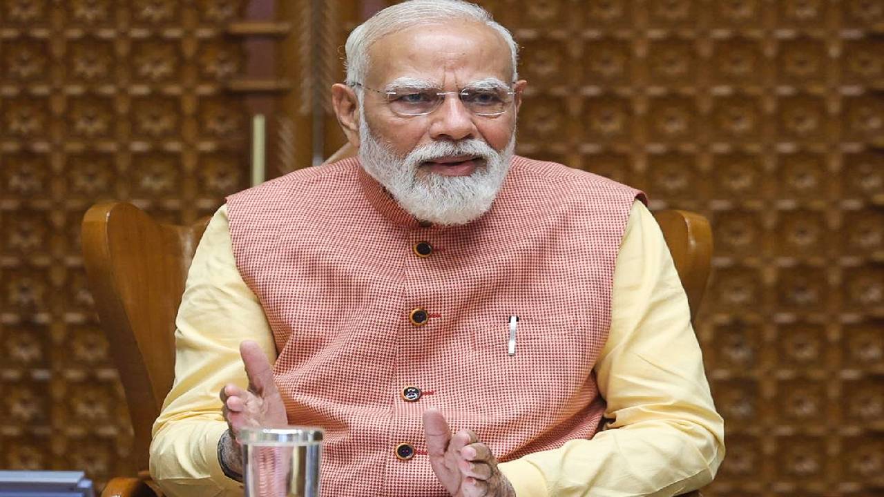PM मोदी से मिले हरियाणा के 48 BJP विधायक, गांव-गांव संपर्क से लेकर किसानों और युवाओं तक पर दिए सुझाव