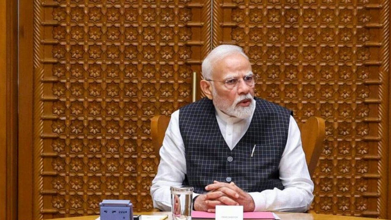 '8 सेकेंड के भीतर आ जाती नींद'...राज्यसभा के नए NDA सांसदों से मिले पीएम मोदी, Gen Z को लेकर कही खास बात