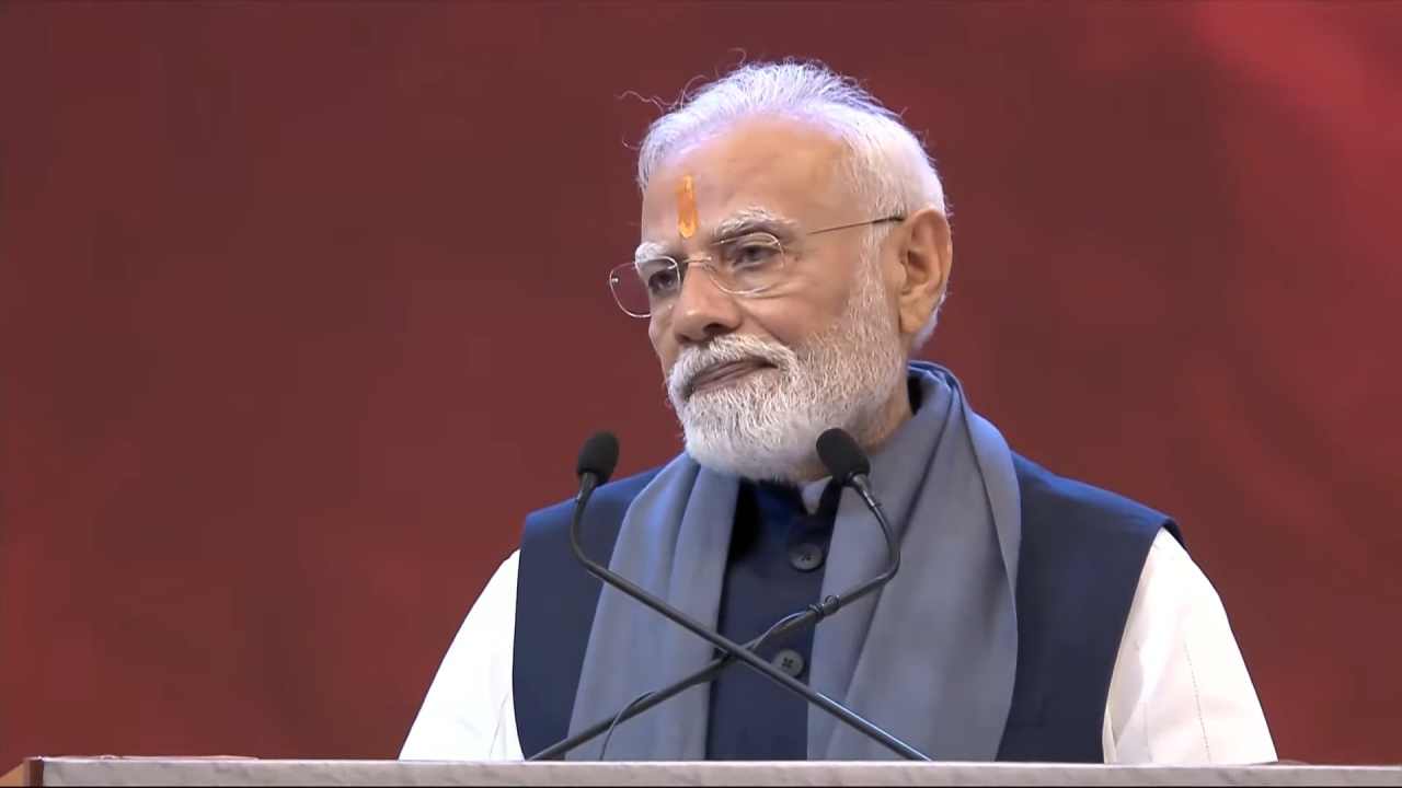 PM Modi News: गुरुदेव से मुलाकात को याद कर भावुक हुए पीएम मोदी, सुनाया 1993 का किस्सा