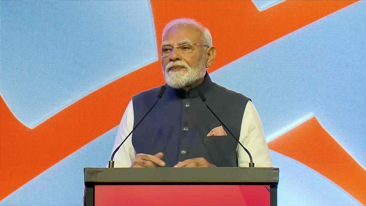 PM Modi in Auckland: न्यूजीलैंड में PM मोदी ने बढ़ाया भारत का मान, बोले- 140 करोड़ देशवासियों का संदेश लेकर आया हूं