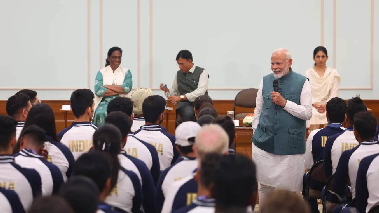 जेन-Z के साथ संवाद में बोले पीएम मोदी , कहा- भारत को ज्यादा खेलों में उतरना होगा