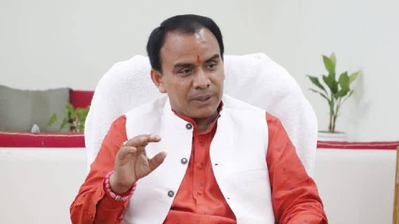 Uttrakhand News: RBI की स्वीकृति मिलते ही शुरू होगा बैंकों का संचालन, धन सिंह रावत बोले- 34 नई शाखाएं खोली जाएंगी