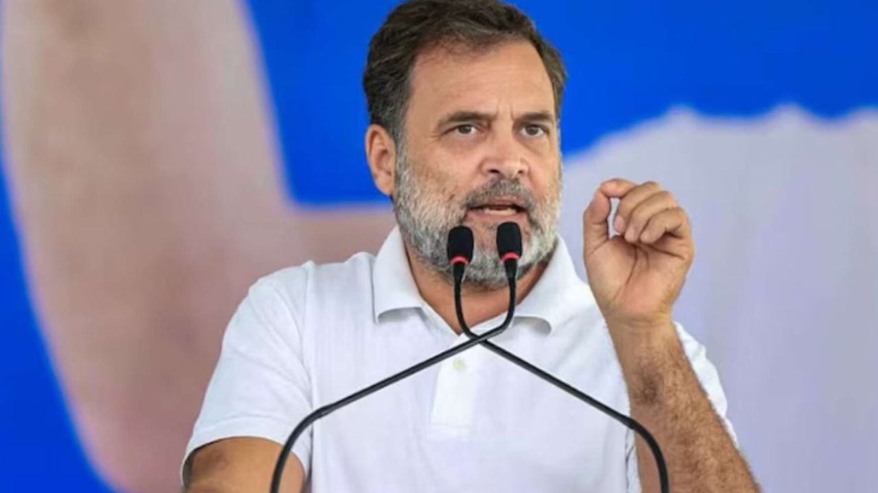 राहुल गांधी का PM मोदी पर हमला, बोले- छात्रों को माफी नहीं, प्रधानमंत्री से जवाब चाहिए