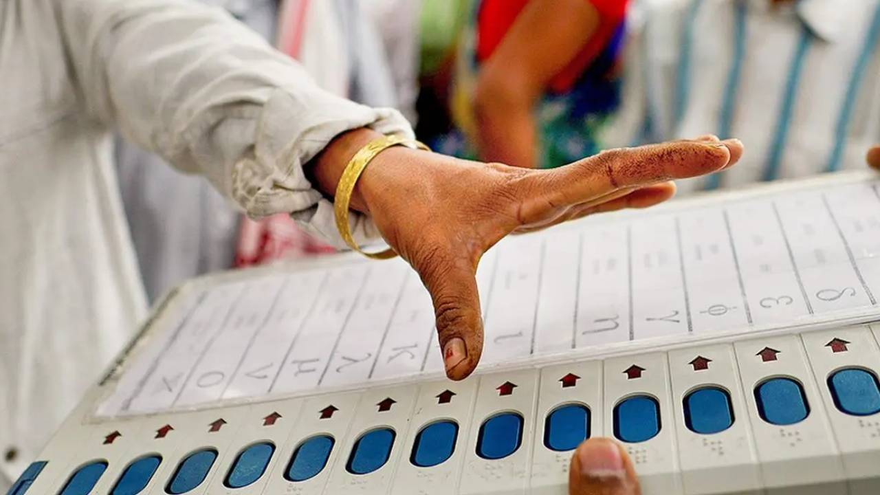 Rajasthan Nikay Chunav Results 2026: 1502 सीटों पर BJP का कब्जा, कांग्रेस भी दे रही कड़ी टक्कर; यहां देखें राजस्थान निकाय चुनाव के नतीजों में कौन सबसे आगे