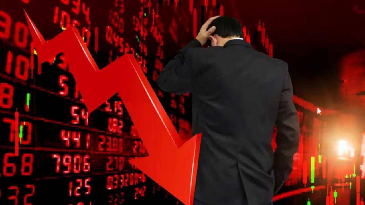 Share Market Today: शेयर बाजार में हाहाकार! सेंसेक्स-निफ्टी फिसले, IT शेयरों में सबसे बड़ी गिरावट