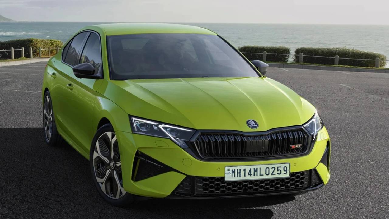 Skoda Octavia RS कार फिर हुई लॉन्च, कीमत 56.69 लाख रुपये; सिर्फ 50 यूनिट होंगी बिक्री