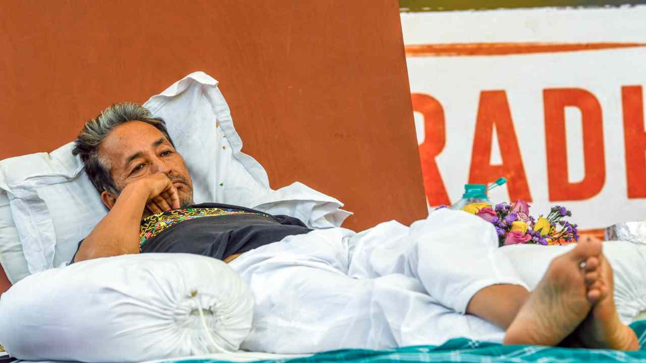 Sonam Wangchuk Hunger Strike: इस शर्त पर सोनम वांगचुक खत्म करेंगे भूख हड़ताल, संसद मार्च से पहले सरकार को दिया बड़ा संदेश
