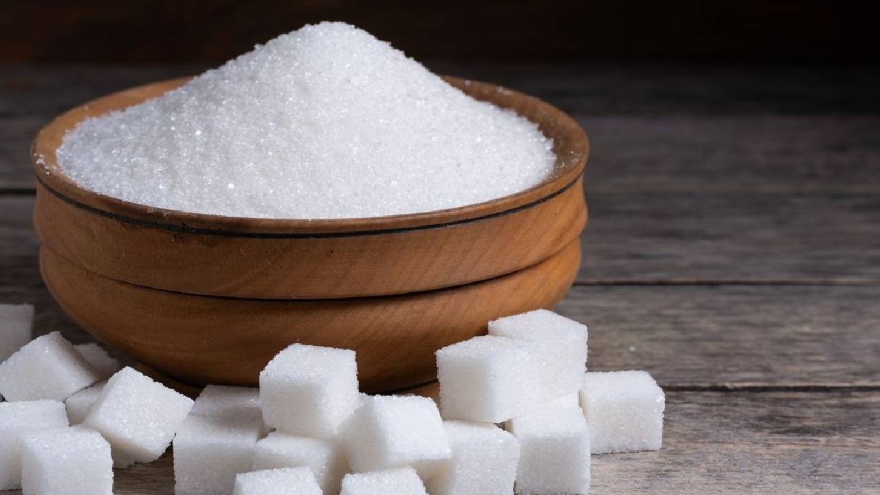 Sugar Price: चीनी की कीमतों में गिरावट, एक हफ्ते में 3.85 फीसदी सस्ती हुई चीनी
