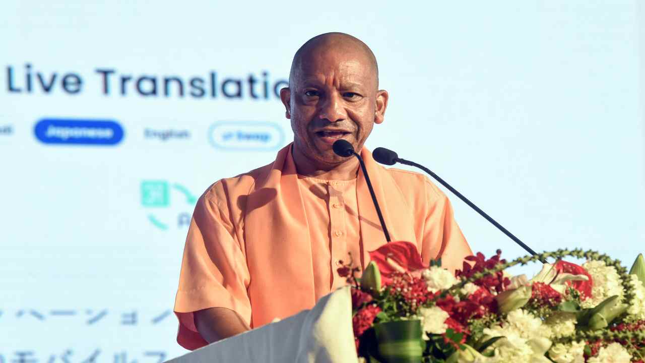 UP News: योगी सरकार का युवाओं को बड़ा तोहफा! 6 महीने में 1 लाख सरकारी नियुक्तियों का ऐलान