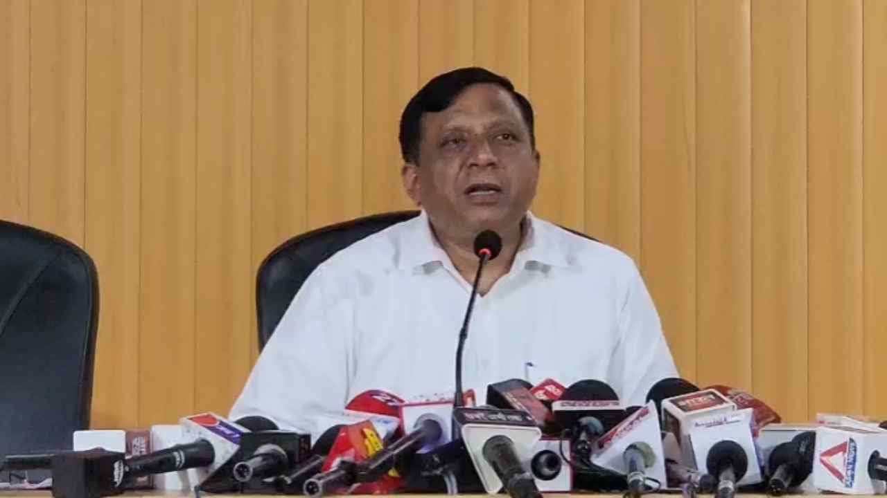 Uttarakhand Cabinet Meeting: धामी कैबिनेट में 17 प्रस्तावों पर लगी मुहर, जानिए क्या-क्या हुए बड़े फैसले