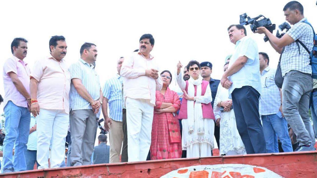 Uttarakhand News: कल 07 सितंबर को कांग्रेस करेगी मुख्यमंत्री आवास का घेराव, कुमारी सैलजा ने कार्यक्रम की तैयारियों का लिया जायजा