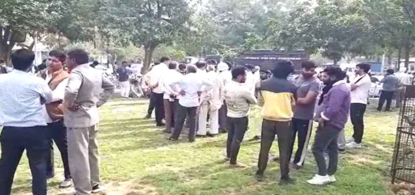 Haryana Faridabad Crime: दहेज के लिए विवाहिता की हत्या, 11 लोगों के खिलाफ मामला दर्ज