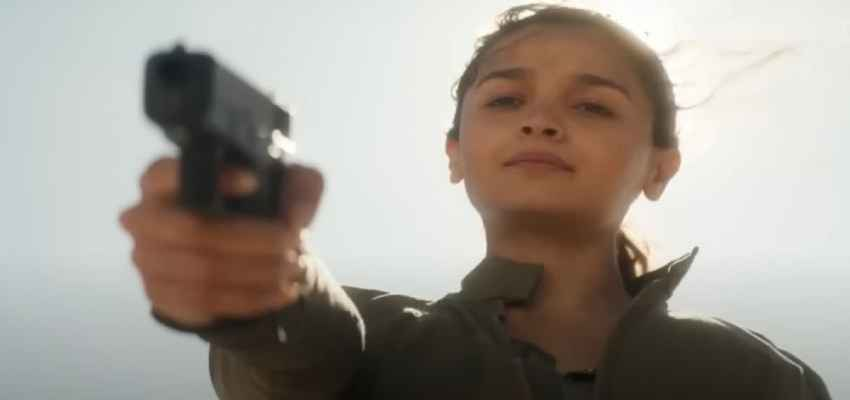 Alia Bhatt: अब विलेन बन Alia Bhatt दिखाएंगी अपनी एक्टिंग का जादू, एक्शन अवतार में दिखी अभिनेत्री