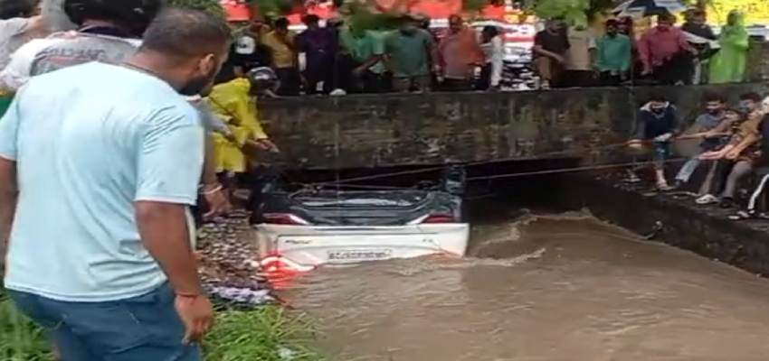 हल्द्वानी तेज बारिश के चलते नहर में बही कार, एक बच्चे समेत चार की मौत