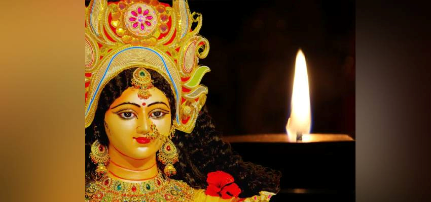 Diwali 2025: दिवाली पर अखंड ज्योत जलाने से मां लक्ष्मी होती हैं प्रसन्न? जानें इसके पीछे का रहस्य