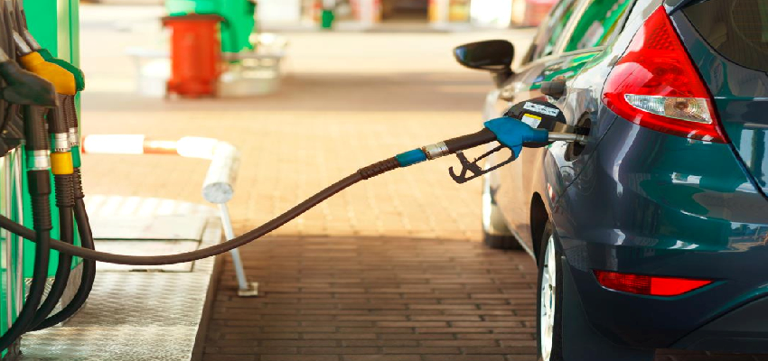 दिल्ली सरकार ने पुरानी गाड़ियों को लेकर बदल दिए नियम, अब ऐसे बेच सकते हैं अपनी कार?