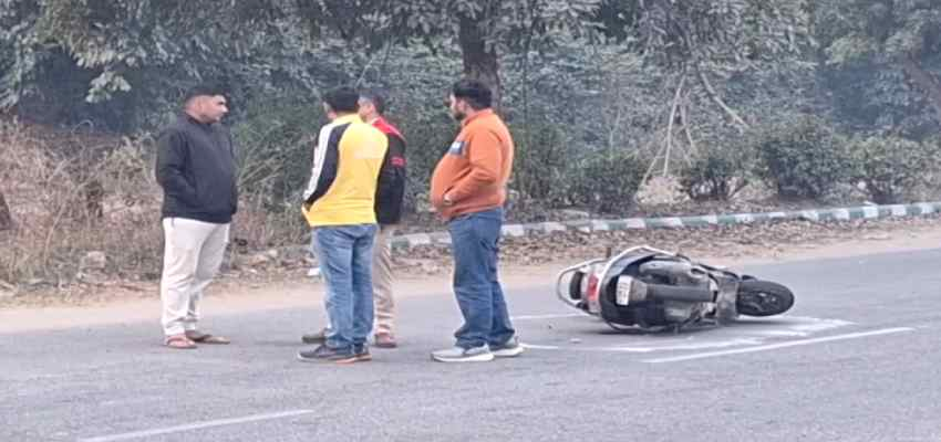 Haryana News: रोहतक में पुलिस और बमदाशों के बीच मुठभेड़, तीन बदमाश घायल, पिता-पुत्र की हत्या में थे शामिल