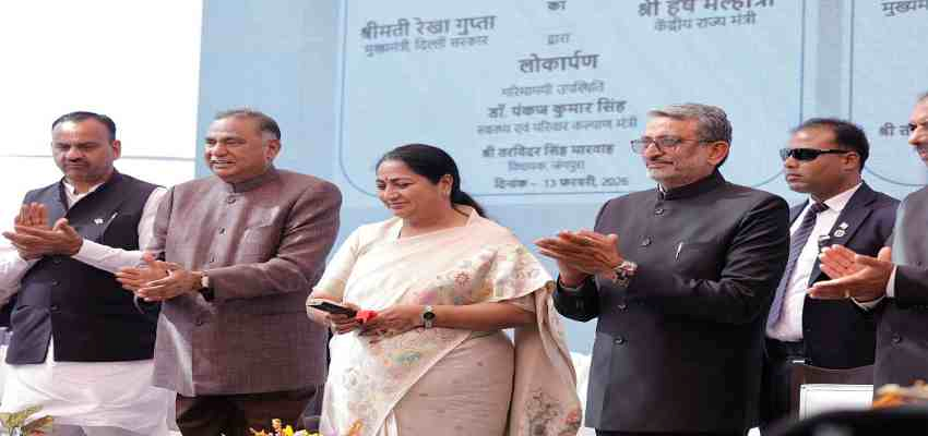 Delhi News: मुख्यमंत्री रेखा गुप्ता ने फतेहपुर बेरी से 51 नए आयुष्मान आरोग्य मंदिरों का किया लोकार्पण
