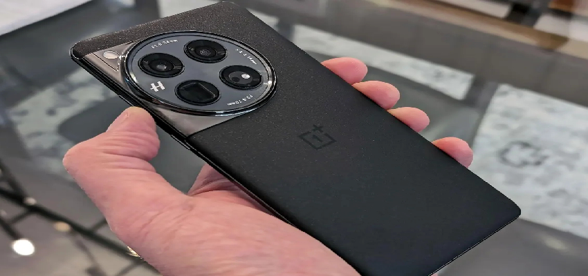 OnePlus 12 पर 19,000 रुपये की भारी छूट, मिड-बजट में प्रीमियम स्मार्टफोन