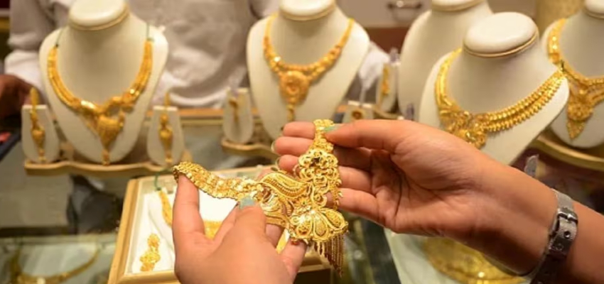 Gold-Silver Prices: होली से पहले सोना-चांदी में तूफानी उछाल, यहां देखें 26 फरवरी को क्या हैं ताजा भाव