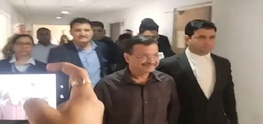 शराब नीति मामले में अरविंद केजरीवाल और मनीष सिसोदिया हुए बरी, पूर्व सीएम हुए भावुक