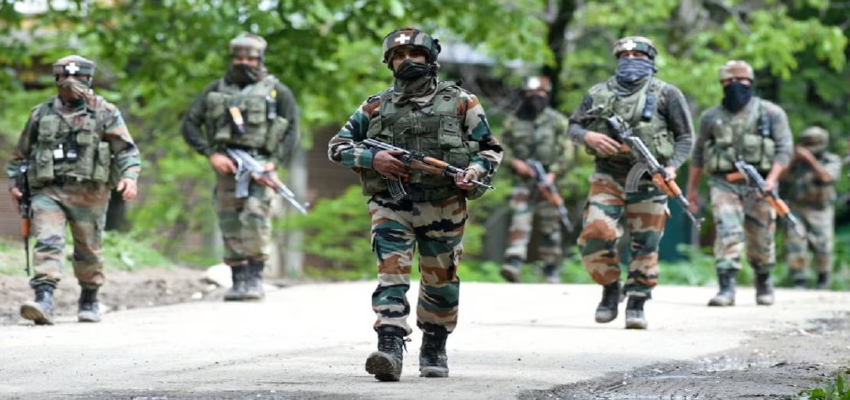 भारतीय सेना को मिली बड़ी कामयाबी, एक पाकिस्तानी आतंकी ढेर; गोला-बारूद का जखीरा बरामद