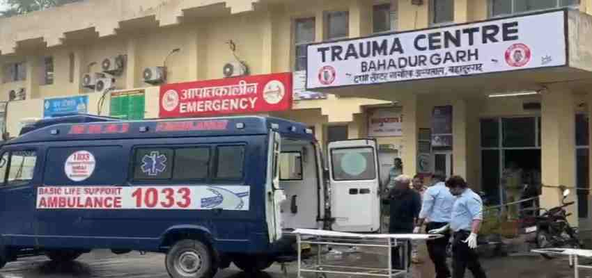 Haryana News: बहादुरगढ़ में लघु लुहान अवस्था में मिला महिला का शव, इलाके में हड़कंप