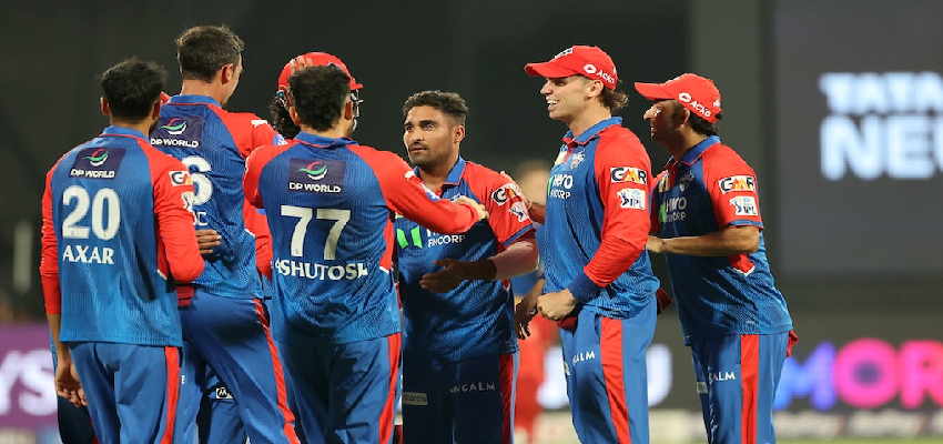 IPL 2026 से पहले दिल्ली कैपिटल्स की बढ़ी चिंता, ऑस्ट्रेलियाई खिलाड़ी को लेकर बना सस्पेंस