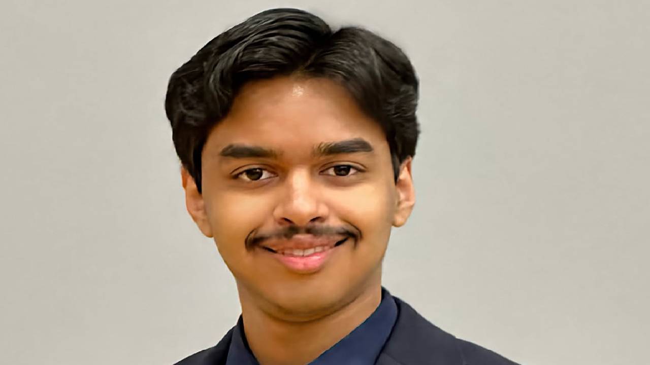18 साल के आदित्य ने किया कमाल, बनाया खास AI सिस्टम, हवा के खतरनाक झटकों का पहले लगाएगा पता