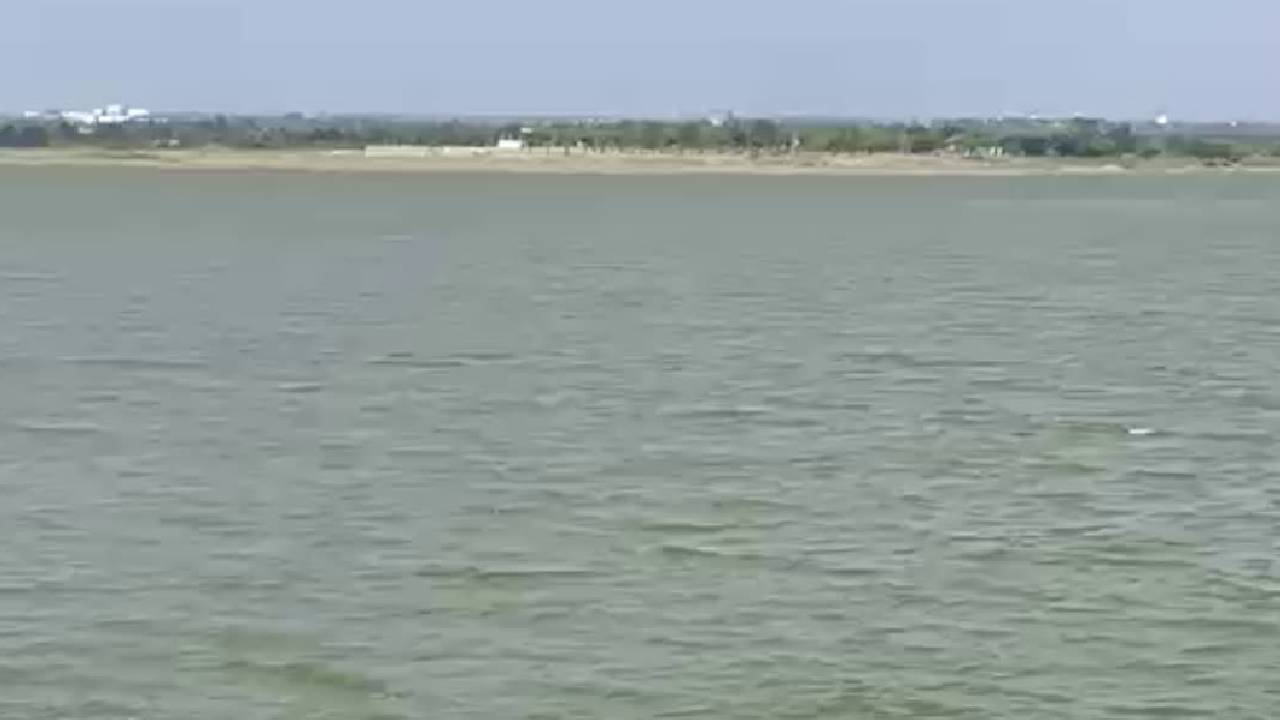 कर्नाटक की भूतनाल झील में 6 शव मिलने से हड़कंप, डेढ़ दिन से पानी में पड़े होने की आशंका