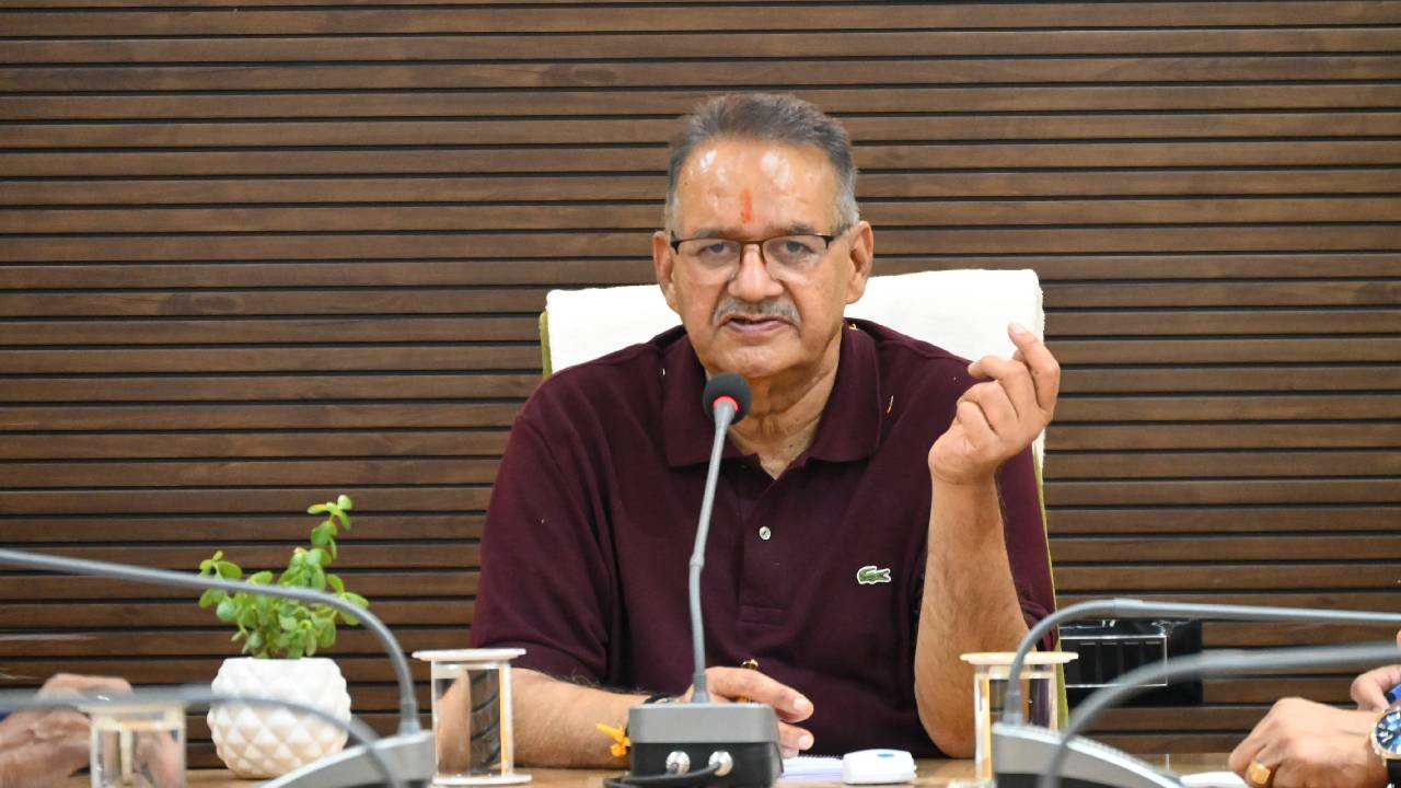 Uttrakhand News:केदारनाथ धाम यात्रा के दूसरे चरण की तैयारियों की मंत्री गणेश जोशी ने की समीक्षा, श्रद्धालुओं की सुविधा-सुरक्षा सर्वोच्च प्राथमिकता
