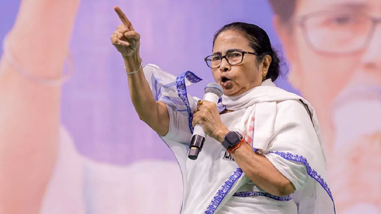 क्या ममता बनर्जी राजनीति से लेंगे संन्यास? फेसबुक लाइव पर खुद बता दिया आगे का प्लान