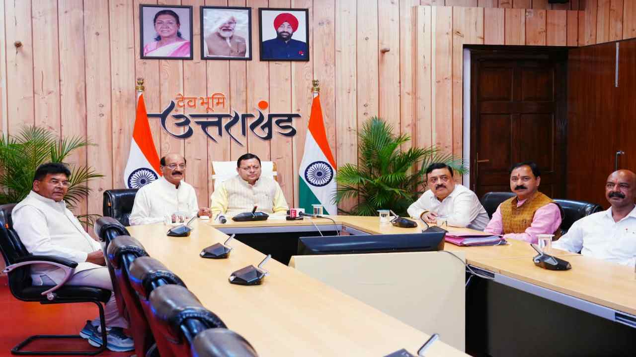 चंपावत में स्वास्थ्य सेवाओं को मिली बड़ी सौगात, जिला अस्पताल में ब्लड कंपोनेंट सेपरेशन यूनिट शुरू, सीएम बोले- स्वास्थ्य सुविधाओं के सुदृढ़ीकरण की दिशा में महत्वपूर्ण कदम