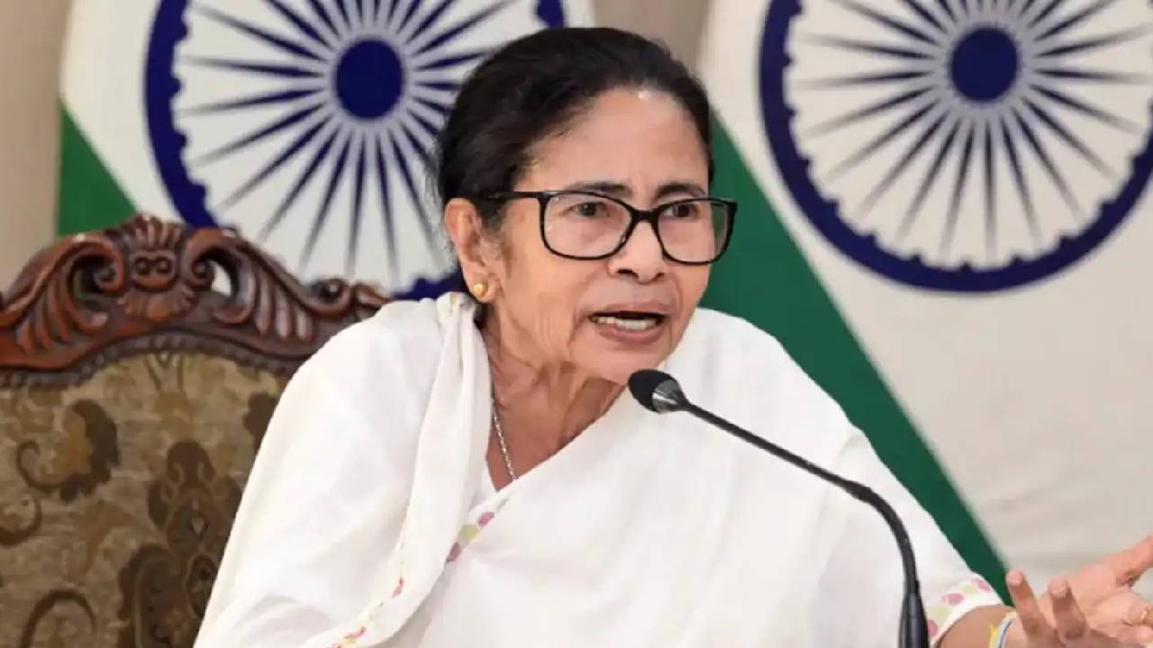 चुनाव आयोग ने ममता बनर्जी गुट को दिया नया सिंबल, ऋतब्रत खेमा को मिला लिफाफा चुनाव चिन्ह