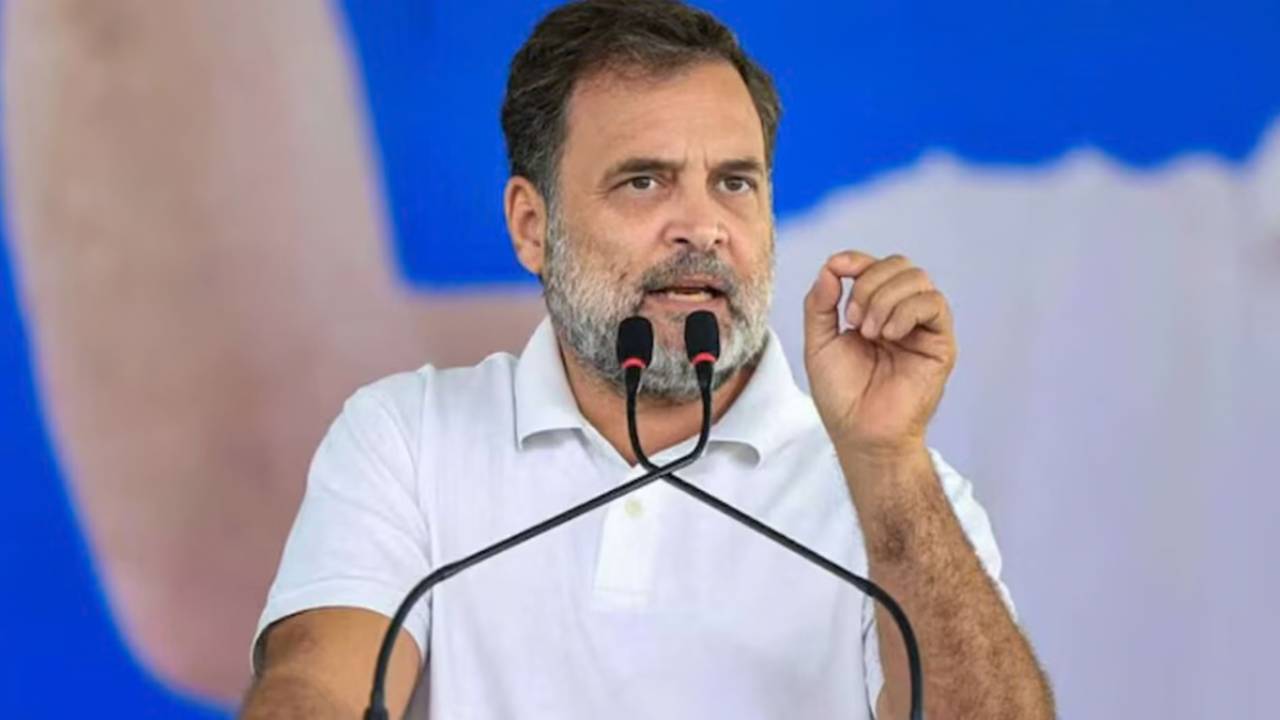 'टॉप लेवल से वोट चोरी हो...', 'वोट अधिकार जीने का अधिकार'  जन सुनवाई में राहुल गांधी का बड़ा आरोप; CEC ज्ञानेश कुमार पर साधा निशाना