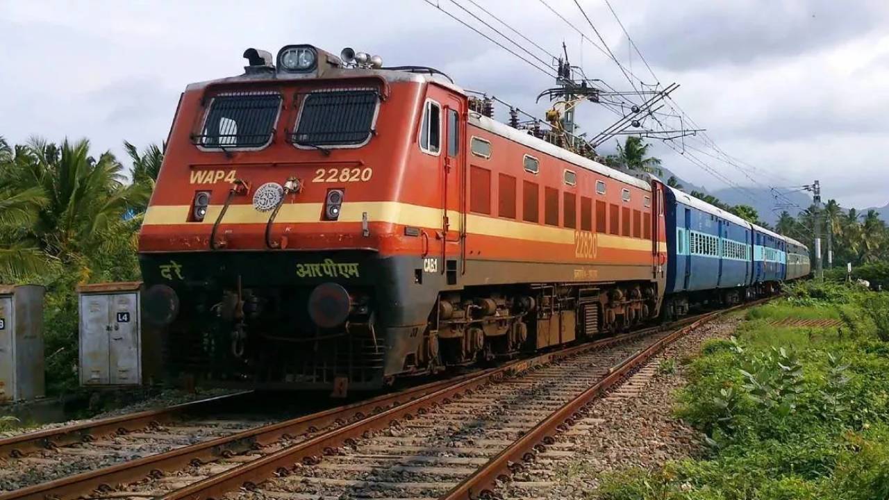 त्योहारी सीजन में दिल्ली से बिहार-झारखंड ट्रैवल करना होगा आसान, इन चार रुटों पर 01 दिसंबर तक जारी रहेगी स्पेशल ट्रेनों की सेवाएं