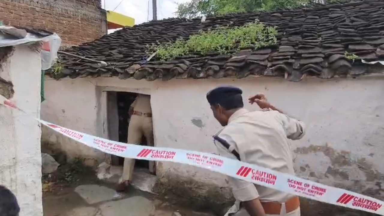 MP News: पति ने पत्नी और तीन बच्चों की कुल्हाड़ी मारकर की हत्या, आरोपी गिरफ्तार