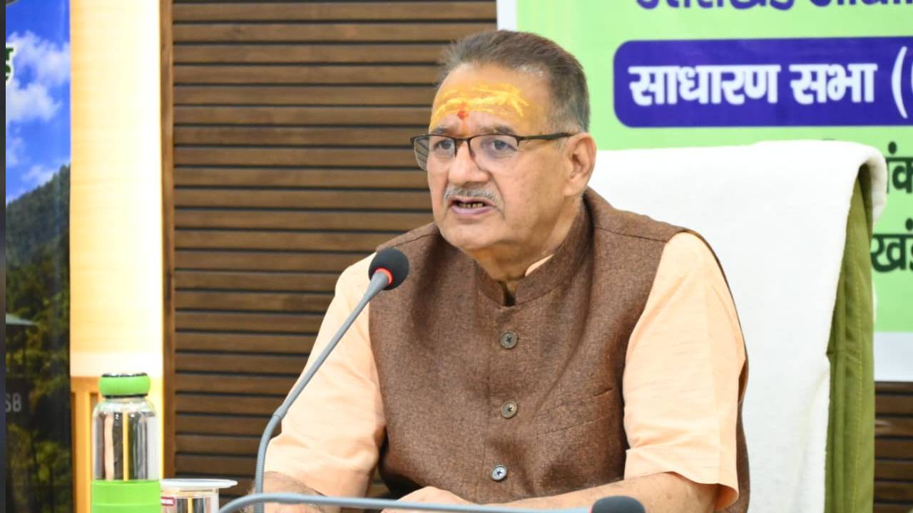 Uttrakhand News:प्रभारी मंत्री गणेश जोशी ने की मानसून एवं आपदा प्रबंधन तैयारियों की समीक्षा, प्रभावितों को राहत पहुंचाने के निर्देश