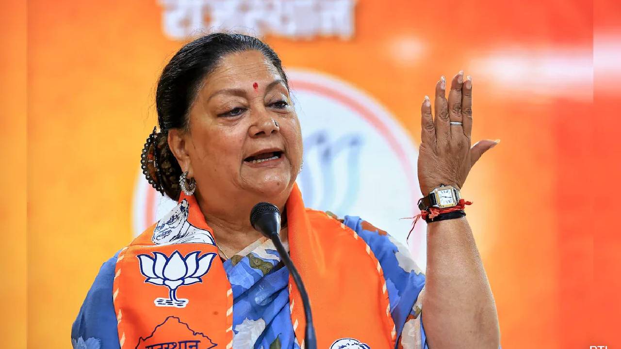 Rajasthan Nikay Chunav: भाजपा को अपने गढ़ में मिली करारी शिकस्त, वसुंधरा राजे के क्षेत्र में कांग्रेस की जीत