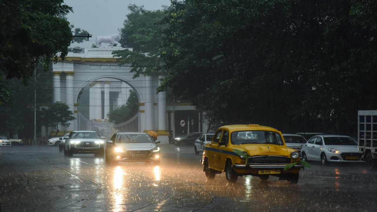 Aaj Ka Mausam 22 September 2026: मानसून की विदाई से पहले 13 राज्यों में बारिश का अलर्ट, तेज हवाओं का भी खतरा, जानें देश में कहां-कहां होगी बारिश