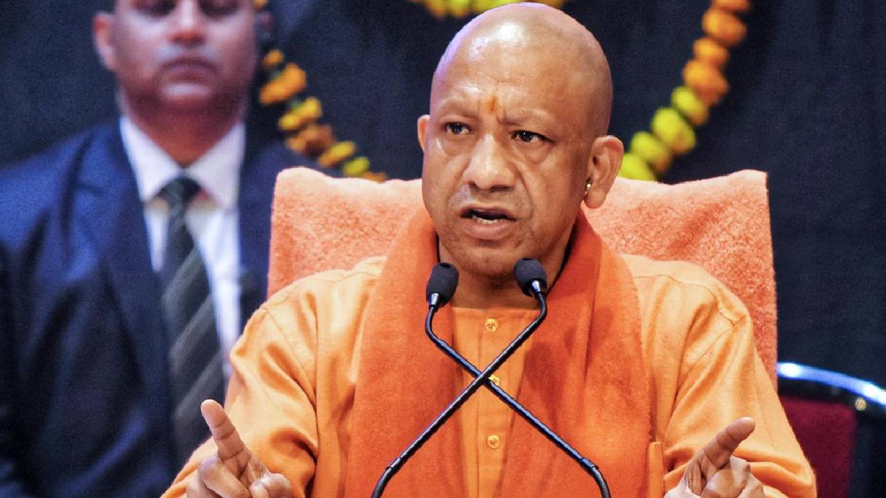 सीएम योगी का बड़ा ऐलान, आंगनवाड़ी कार्यकर्ताओं का बढ़ेगा मानदेय; केंद्रों को बनाया जाएगा स्मार्ट