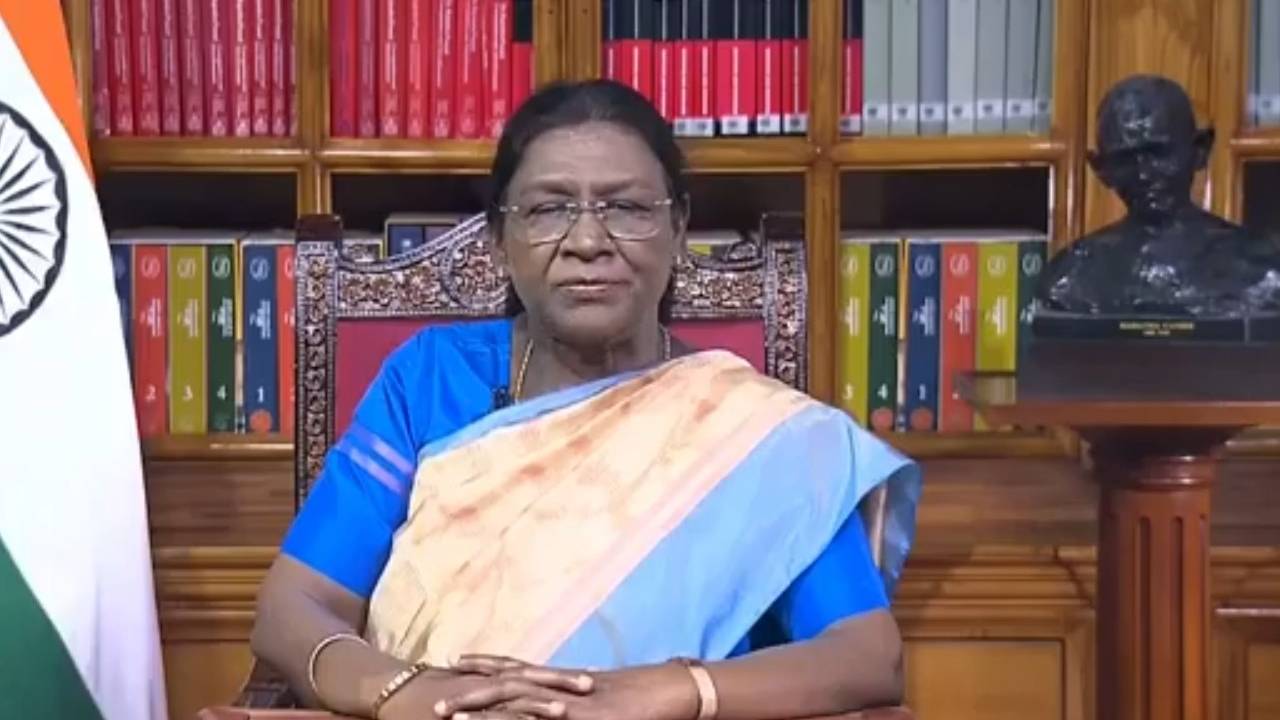 राष्ट्रपति द्रौपदी मुर्मू का देश के नाम संबोधन, बोलीं- तेजी से बढ़ रही भारत की अर्यव्यवस्था, वीरता पुरस्कार का भी ऐलान