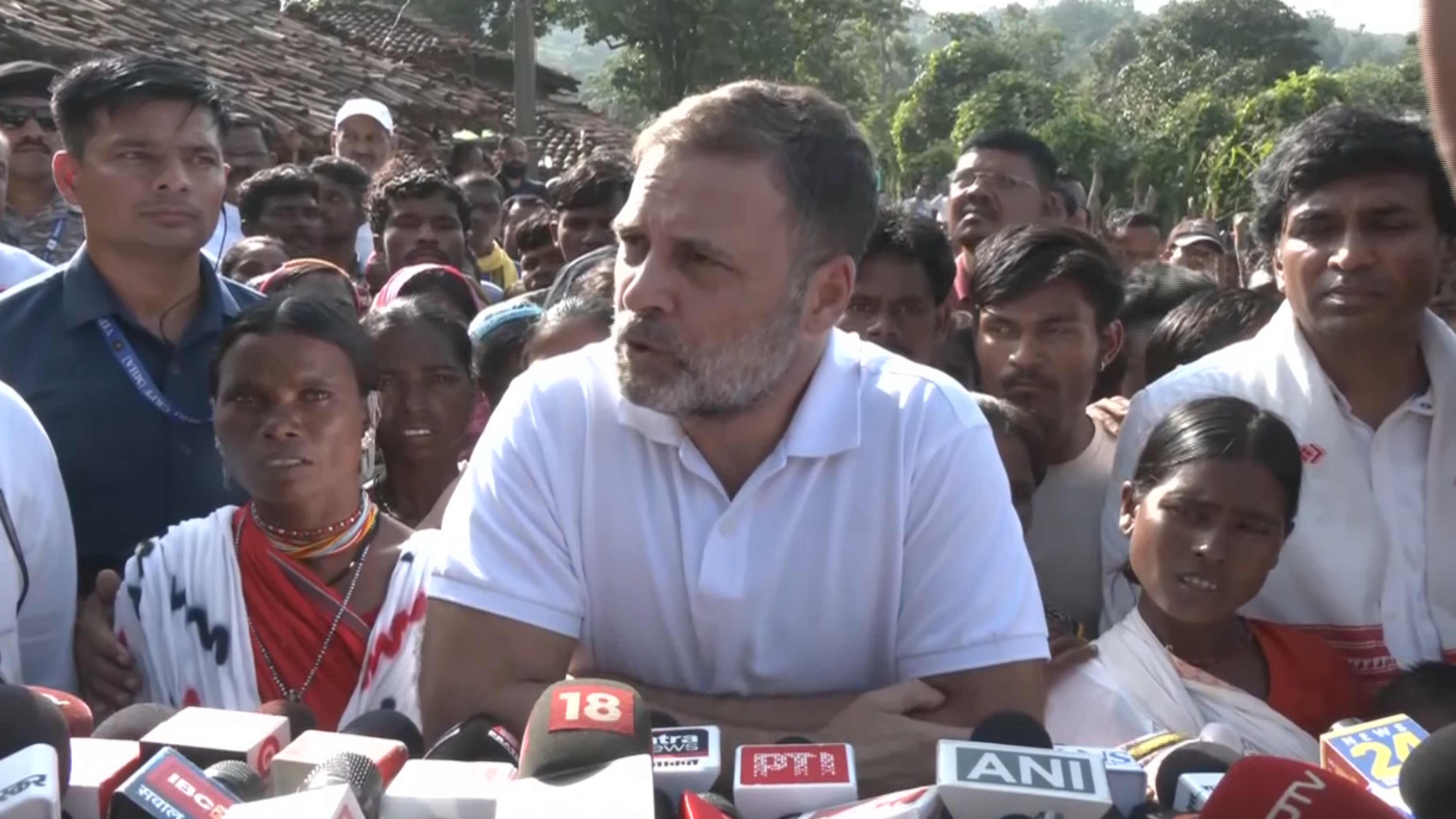 MP News: राहुल गांधी ने MP सरकार से मांगा जवाब, बोले- लोगों को स्कूल, अस्पताल और उनका हक दीजिए