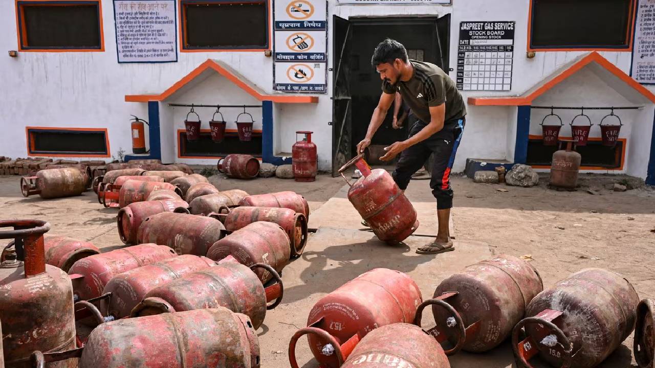 PNG को लेकर आया सरकार का बड़ा आदेश, इन लोगों का रद्द हो सकता है एलपीजी कनेक्शन